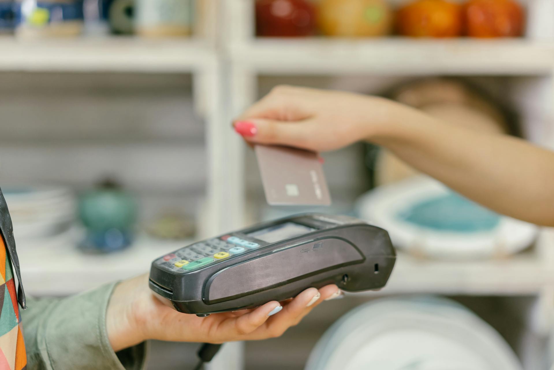credit card transaction using a pos system in a retail setting